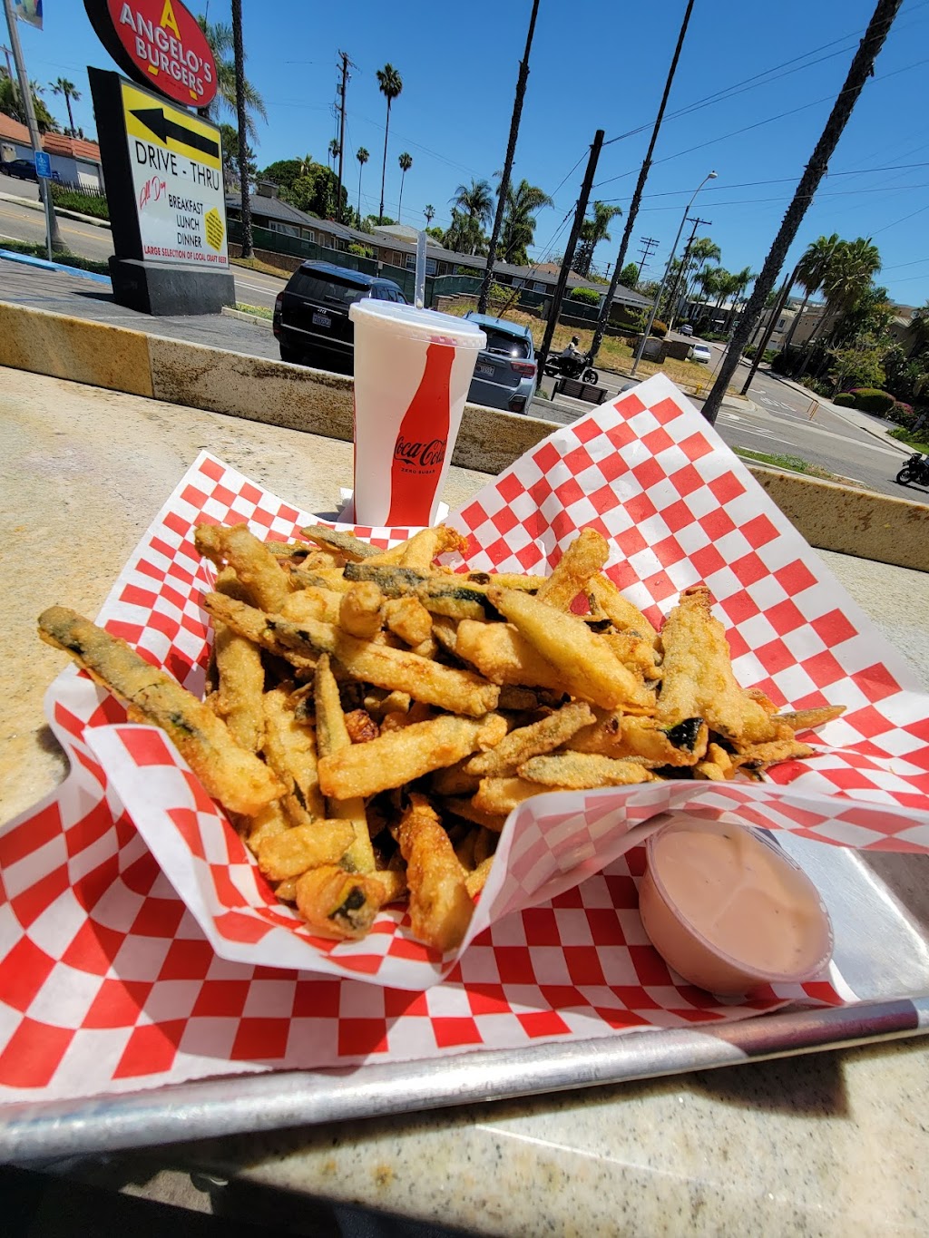 Angelos Burgers | 2035 S Coast Hwy, Oceanside, CA 92054, USA | Phone: (760) 967-9911