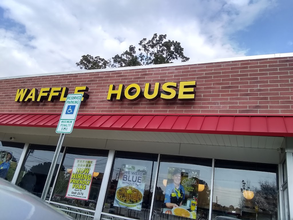 Waffle House | 102 Pearces Rd, Zebulon, NC 27597 | Phone: (919) 404-4600