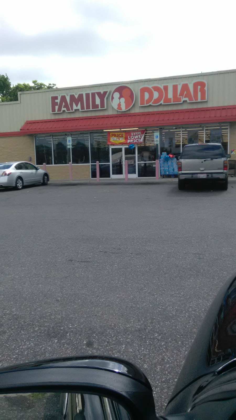 Family Dollar | 2360 Airways Blvd, Memphis, TN 38114, USA | Phone: (901) 450-6032