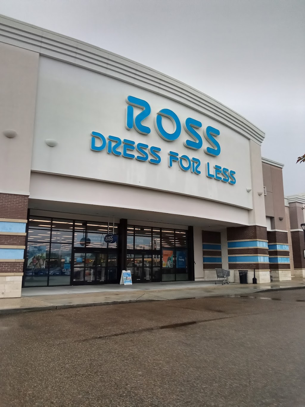 Ross Dress for Less | 10129 Crossing Wy, Denham Springs, LA 70726, USA | Phone: (225) 665-0103