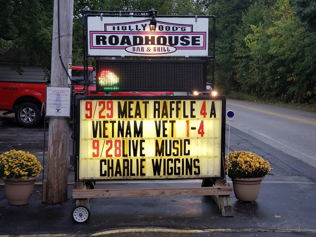 Hollywoods Roadhouse Bar & Grill | W332 N6629 County Trunk Hwy C, Nashotah, WI 53058, USA | Phone: (262) 727-7127