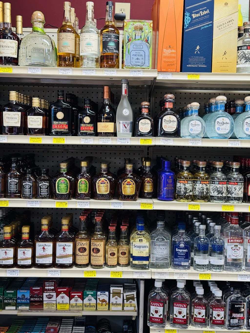 Liquor Barrel | 1875 Main St, Centerville, MN 55038, USA | Phone: (651) 846-9648