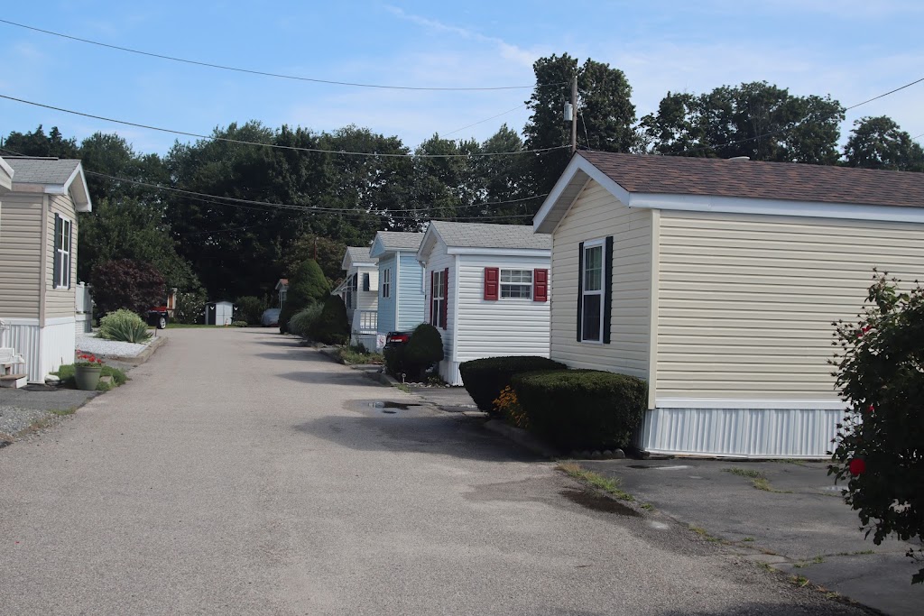 Lincoln Mobile Estates Housing Cooperative | 27 Woodward Rd, Lincoln, RI 02865, USA | Phone: (401) 276-3076