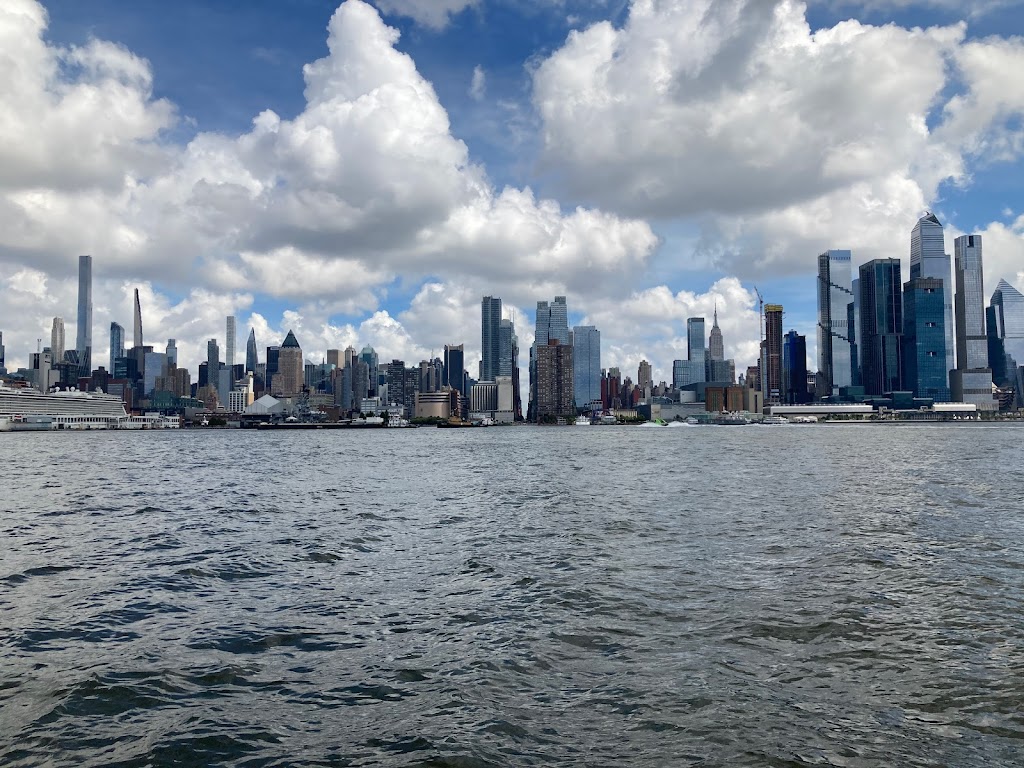 New York Media Boat | Adventure Boat Tours | 225 Liberty St, New York, NY 10281, USA | Phone: (347) 789-0588