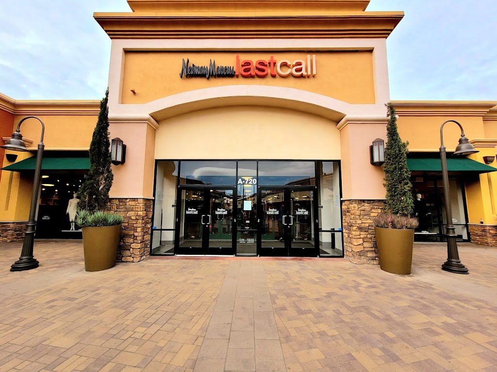 Neiman Marcus Last Call | Desert Hills Premium Outlets, 48400 Seminole Dr, Cabazon, CA 92230, USA | Phone: (951) 922-9009