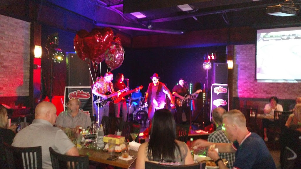 Lobys Bar & Grille | 4736 Hills and Dales Rd NW, Canton, OH 44708, USA | Phone: (330) 479-9860