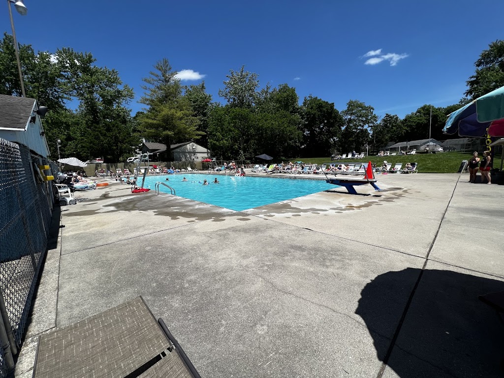 Tamarack Swim Club | 450 Spruceway Dr, Springboro, OH 45066, USA | Phone: (937) 748-1209