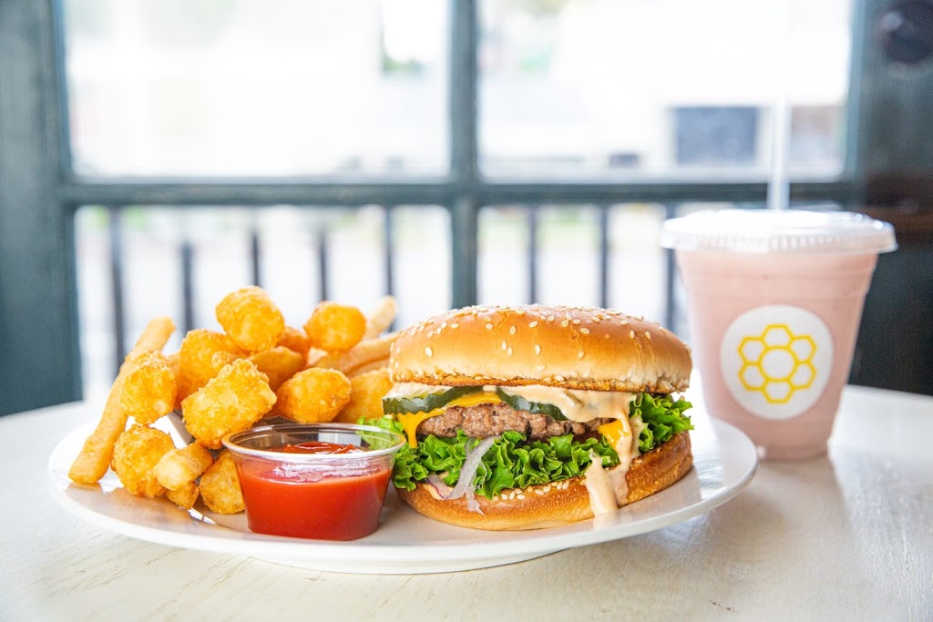 Honeybee Burger | 345 N La Brea Ave, Los Angeles, CA 90036, USA | Phone: (323) 452-6024