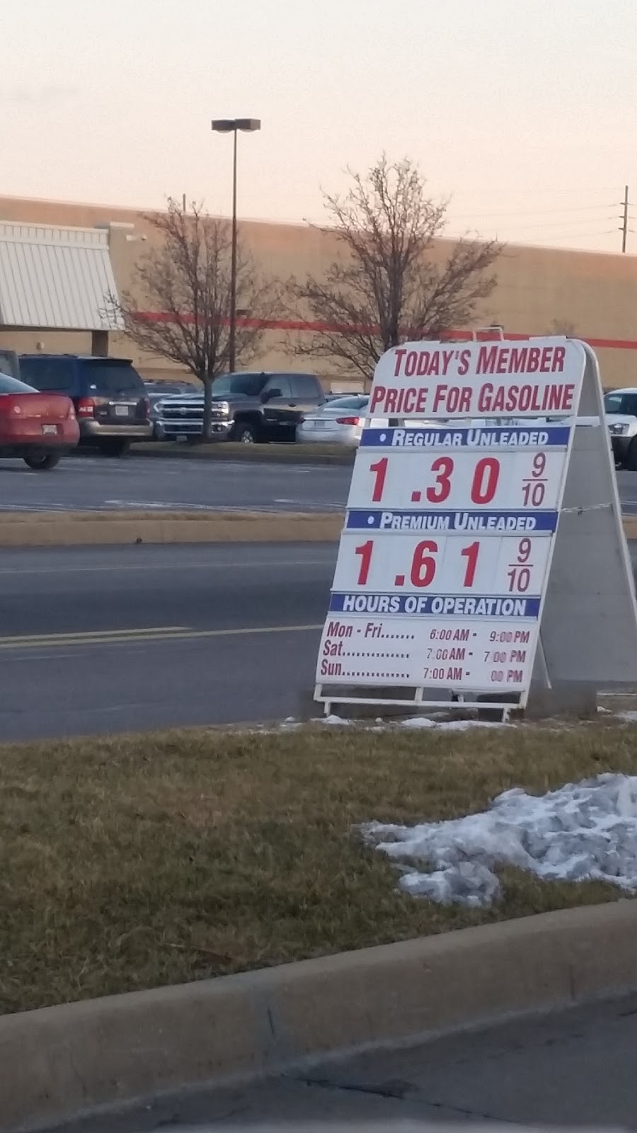 Costco Gas Station | 200 Costco Way, St Peters, MO 63376, USA | Phone: (636) 397-6805