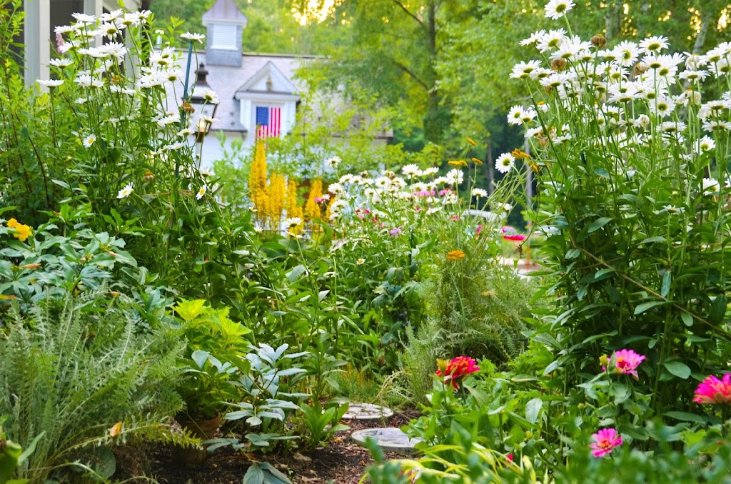 The Gates Mills Garden Club | 1280 Chagrin River Rd, Gates Mills, OH 44040, USA | Phone: (440) 423-4555