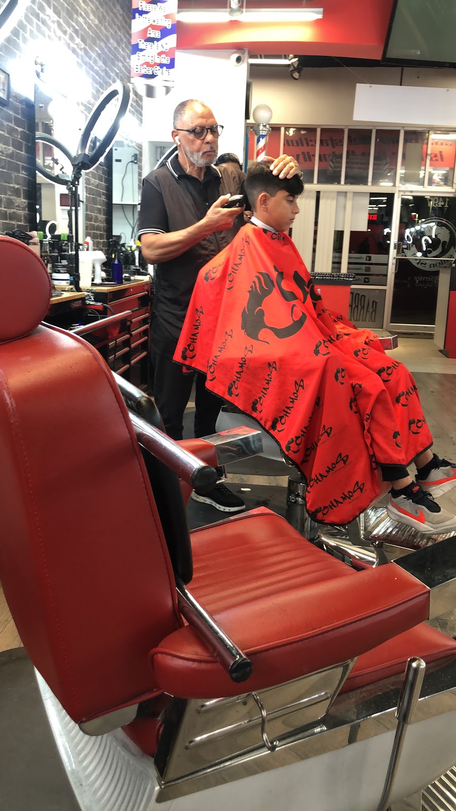 Chamos Barber Shop | 1497 E Osceola Pkwy, Kissimmee, FL 34744, USA | Phone: (407) 344-4410