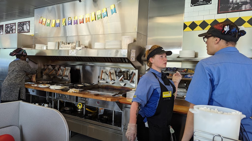 Waffle House | 1210 Wilmington Ave, Dayton, OH 45420, USA | Phone: (937) 412-0335