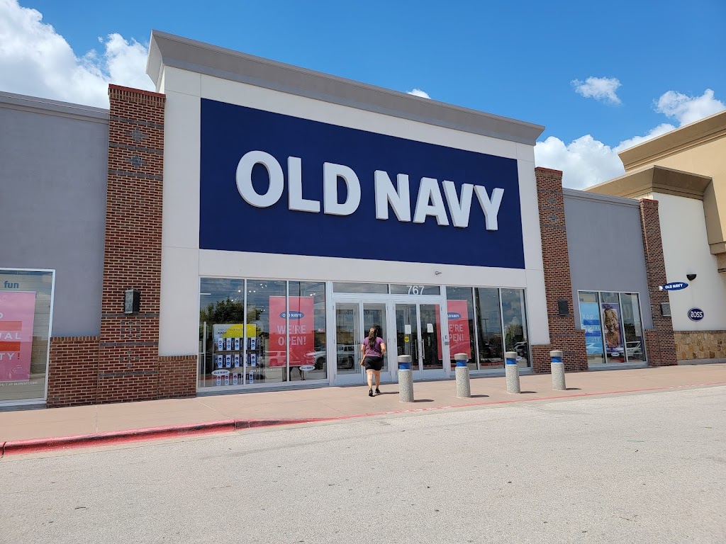 Old Navy | 767 State Hwy 71 West, Bastrop, TX 78602, USA | Phone: (512) 861-3655