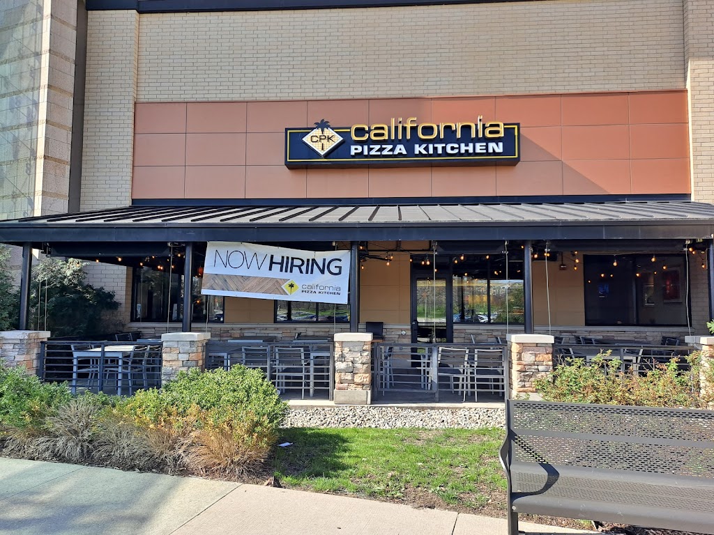 California Pizza Kitchen at Twelve Oaks | Twelve Oaks, 27500 Novi Rd, Novi, MI 48377, USA | Phone: (248) 449-3280