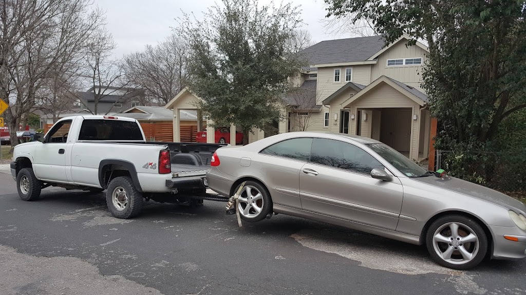 Capitol Junk Car Buyer of Austin | 3005 E Hwy 71, Del Valle, TX 78617, USA | Phone: (512) 662-2273