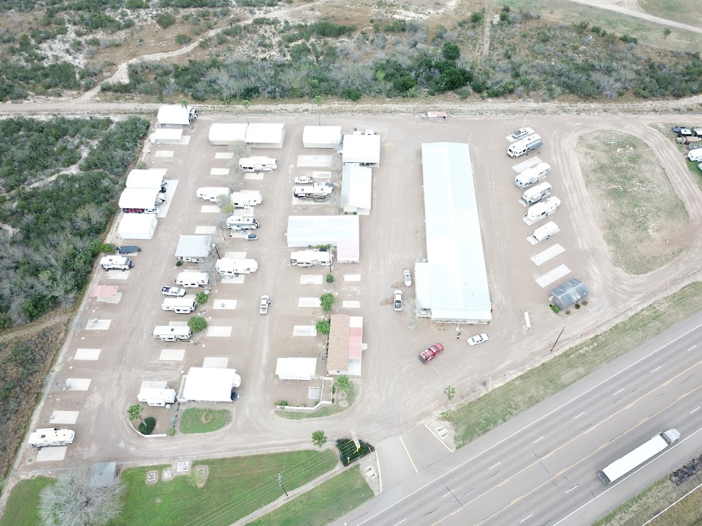 Stinson RV Park & Storage | 3299 US-83, Zapata, TX 78076 | Phone: (956) 765-5162