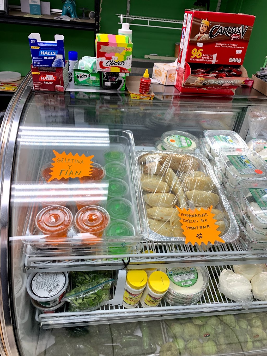 Marys Convenience Store | 49 W Somerset St, Raritan, NJ 08869, USA | Phone: (908) 441-7380