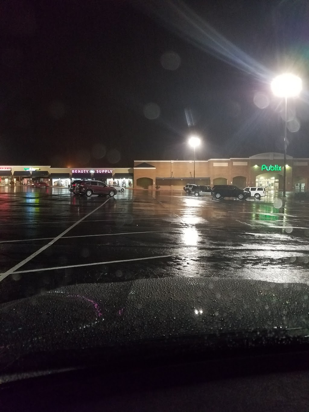 Centerville Shopping Center | 3550 Centerville Hwy Suite 102, Snellville, GA 30039, USA | Phone: (770) 736-3568