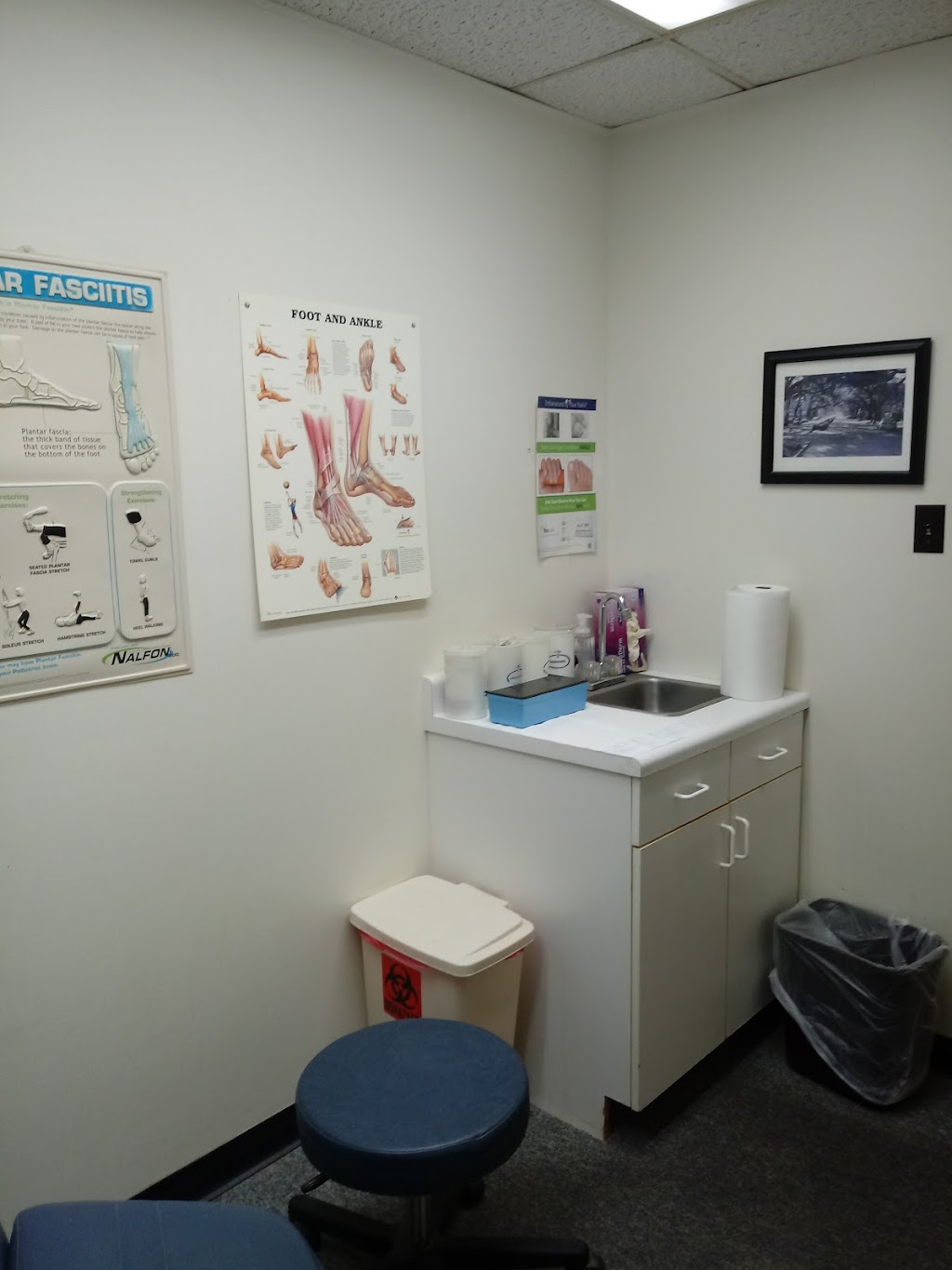 Johnson Warren DPM | 6305 Elysian Fields Ave, New Orleans, LA 70122, USA | Phone: (504) 286-0202