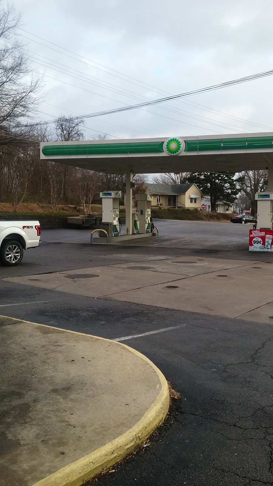 bp | 2100 W Main St, Danville, VA 24541, USA | Phone: (434) 792-2001