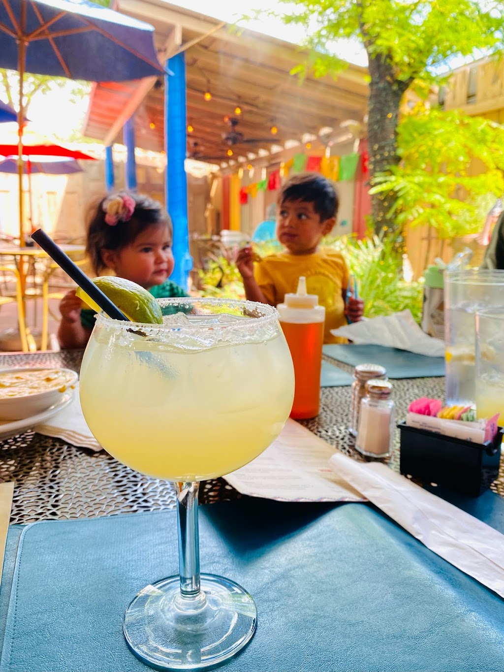 El Patio Rio | 3851 Rio Grande Blvd NW, Albuquerque, NM 87107, USA | Phone: (505) 433-4499