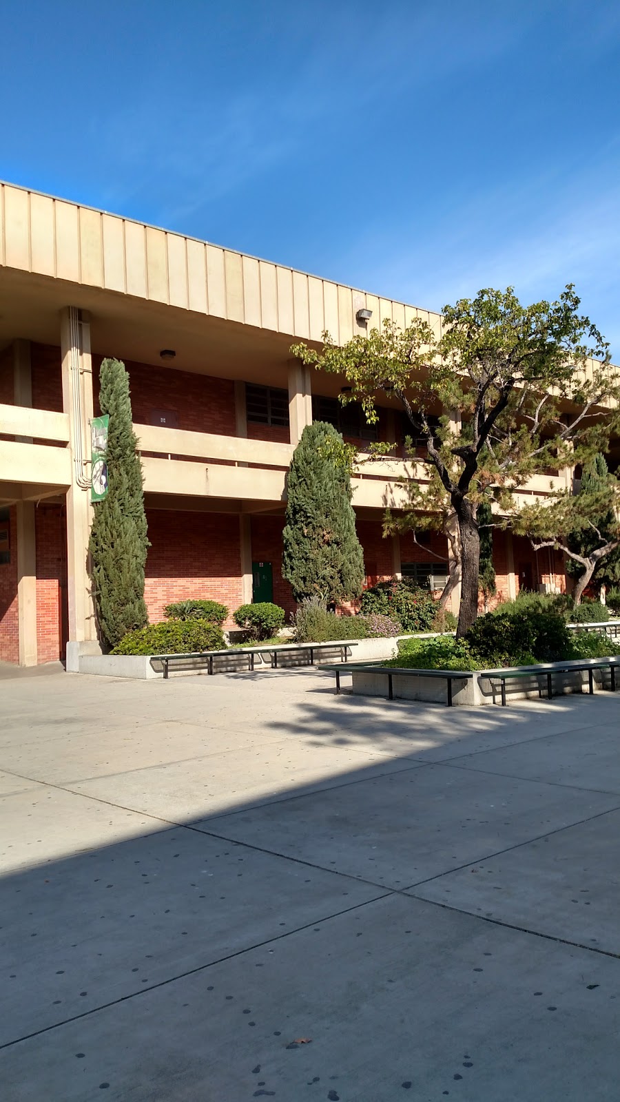 Hamilton High School | 2955 S Robertson Blvd, Los Angeles, CA 90034, USA | Phone: (310) 280-1400