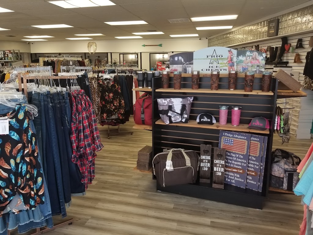 High-Falutin Boutique | 208 N Alamo St, Refugio, TX 78377, USA | Phone: (361) 526-7115