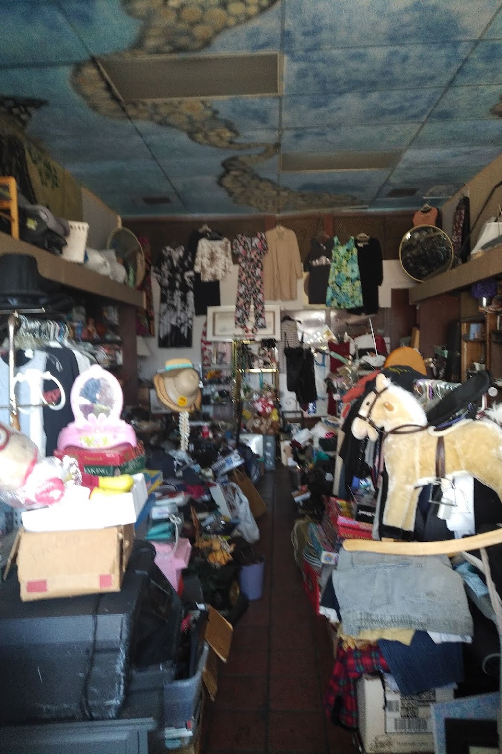 Vintage Boutique | 5148 Colfax Ave, North Hollywood, CA 91601, USA | Phone: (914) 527-2552