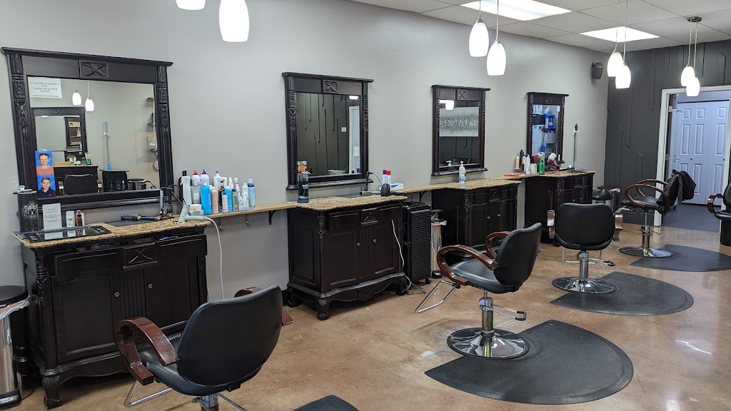 Rinse Hair Salon | 615 S 5th St, St Charles, MO 63301, USA | Phone: (636) 925-1225