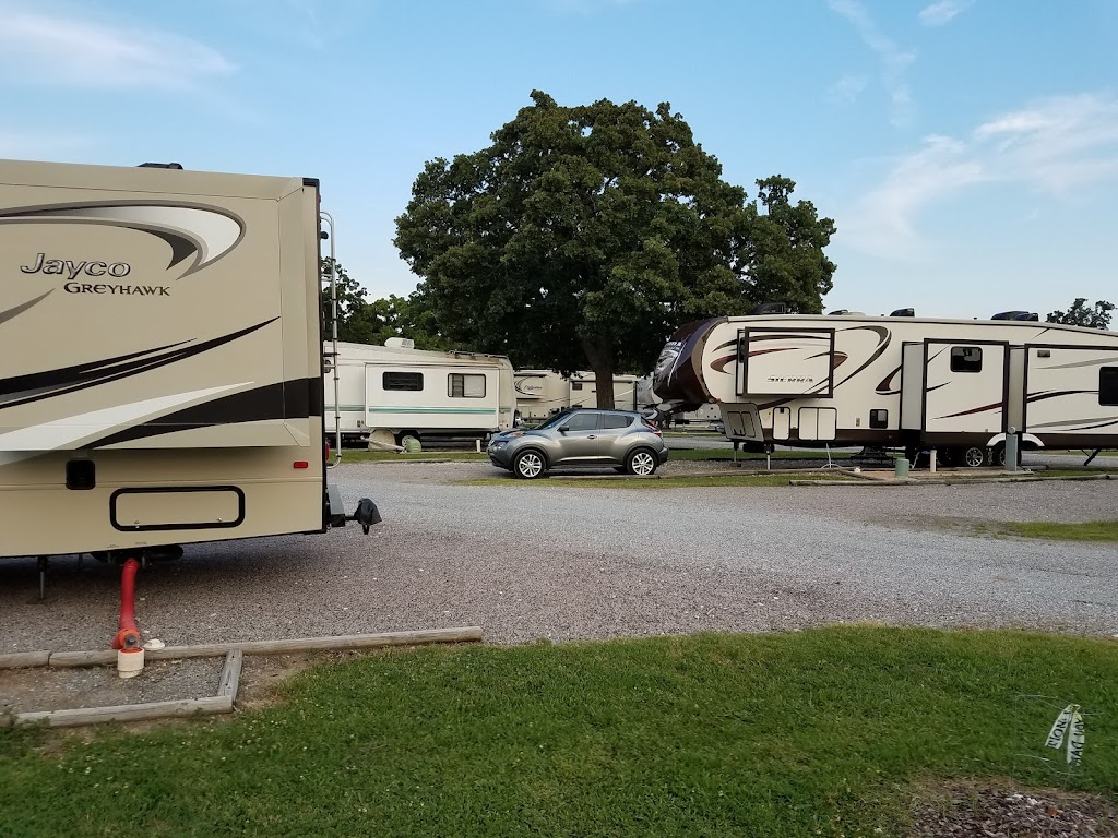 Lazy L RV Park | 310 W Wilson Ave, Sherman, TX 75090, USA | Phone: (903) 870-7772