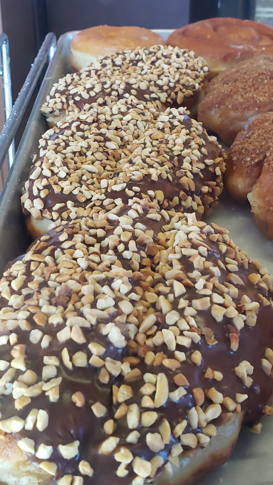 Hooz Donuts | 2306 Almaden Rd, San Jose, CA 95125, USA | Phone: (408) 266-8565