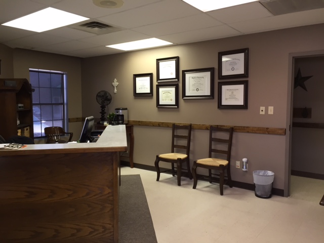 The Yale Clinic | 617 W Broadway Ave, Yale, OK 74085, USA | Phone: (405) 749-0900