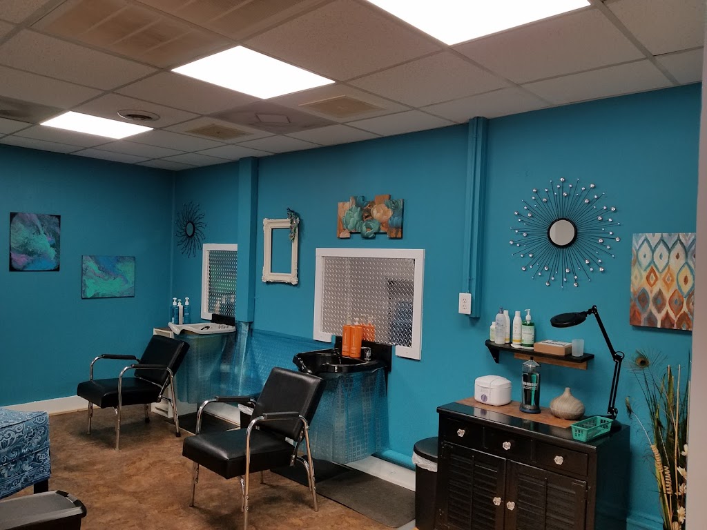 Uppercuts Hair Studio | 204 Sanford Rd, Pittsboro, NC 27312, USA | Phone: (919) 740-4813