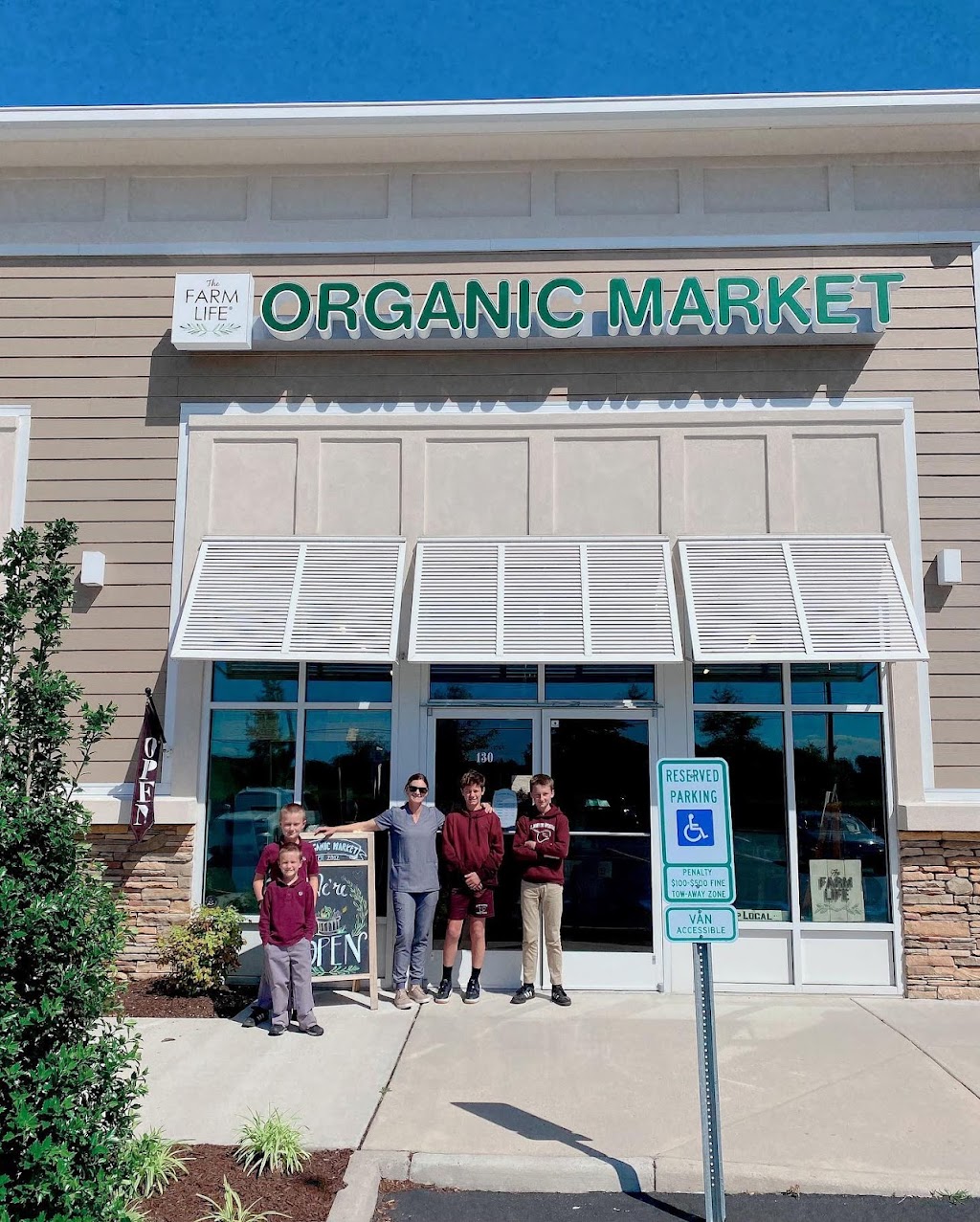 The Farm Life Organic Market | 2090 Princess Anne Rd Suite 130, Virginia Beach, VA 23456, USA | Phone: (757) 301-1245