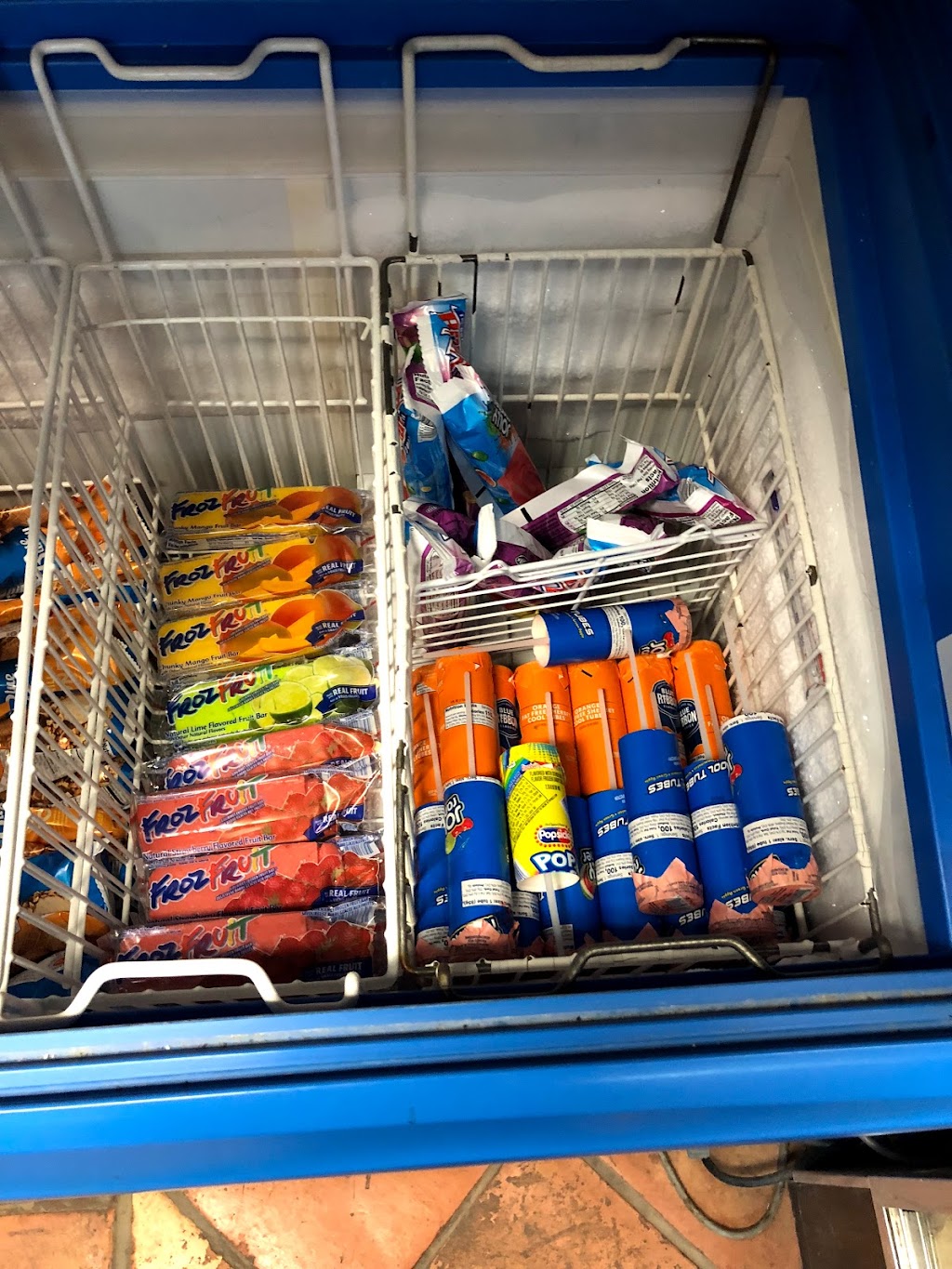 Ten Points General Store 10484 NM337, Tijeras, NM 87059, USA