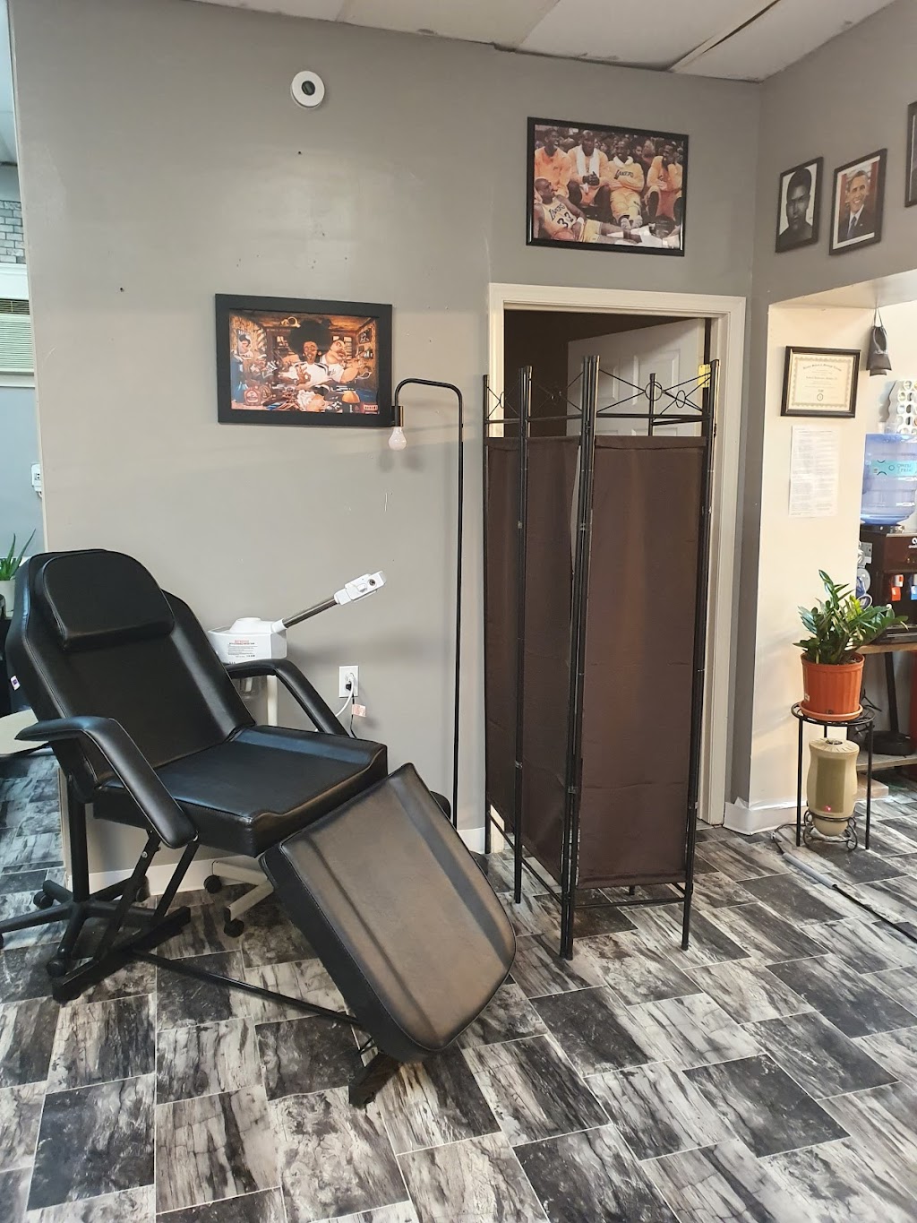 TheBarberSpa | 15638 Livingston Rd Unit 12, Accokeek, MD 20607, USA | Phone: (602) 741-4929