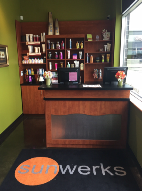 SunWerks Tanning Spa Hudson | 920 Carmichael Rd, Hudson, WI 54016, USA | Phone: (715) 386-1826