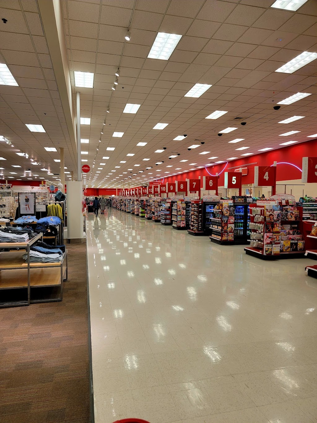 Super Target - Houston South Central | 8500 S Main St, Houston, TX 77025, USA | Phone: (713) 666-0967