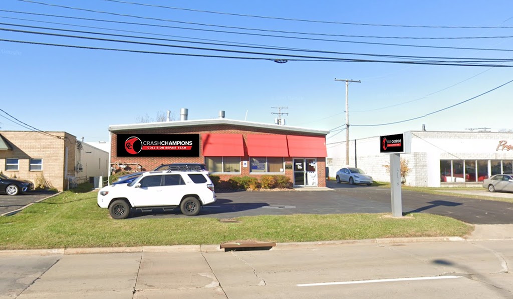 Crash Champions Collision Repair | 5178 Richmond Rd, Bedford Heights, OH 44146, USA | Phone: (216) 765-0456