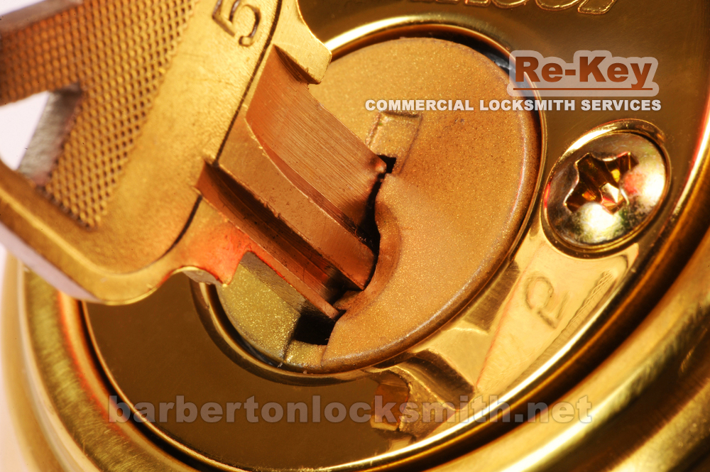 Quick Barberton Locksmith | 416 Crocus Pl, Barberton, OH 44203 | Phone: (330) 680-5196