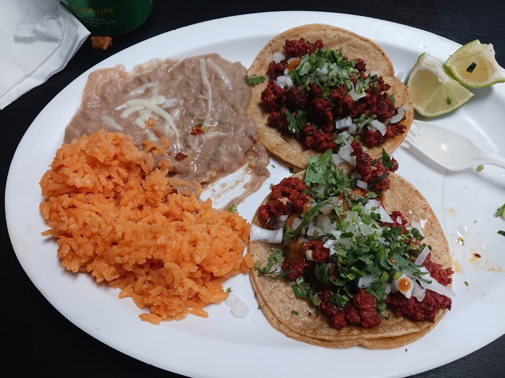 Famous Chicago Style Taco | 3415 W Craig Rd, North Las Vegas, NV 89032, USA | Phone: (702) 823-2315