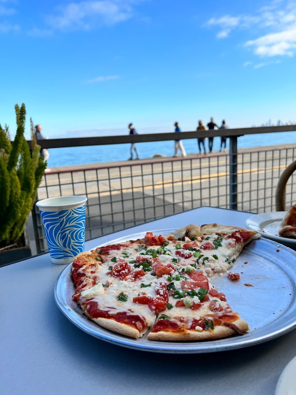 Venice Pizzeria | 629 Bridgeway, Sausalito, CA 94965, USA | Phone: (415) 332-4418