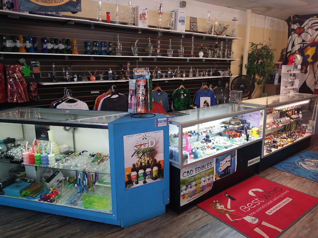 S & Gs Glassworks | 4820 Kostoryz Rd Ste A, Corpus Christi, TX 78415 | Phone: (361) 852-4899