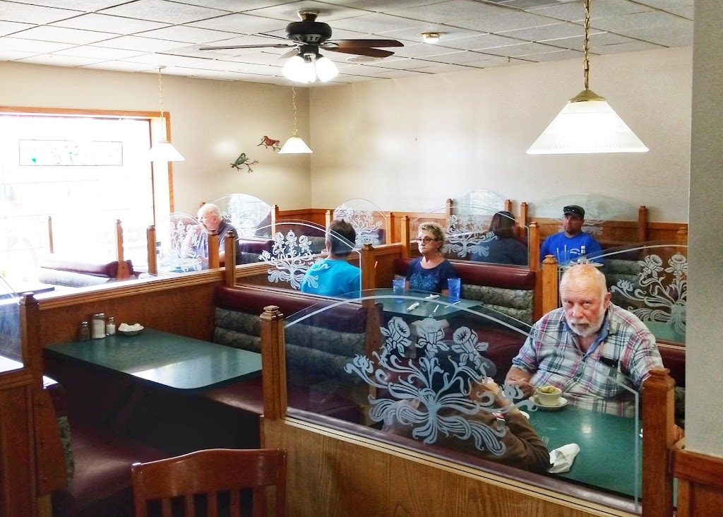 Fredonia Family Restaurant | 217 Highland Dr, Fredonia, WI 53021, USA | Phone: (262) 692-2302