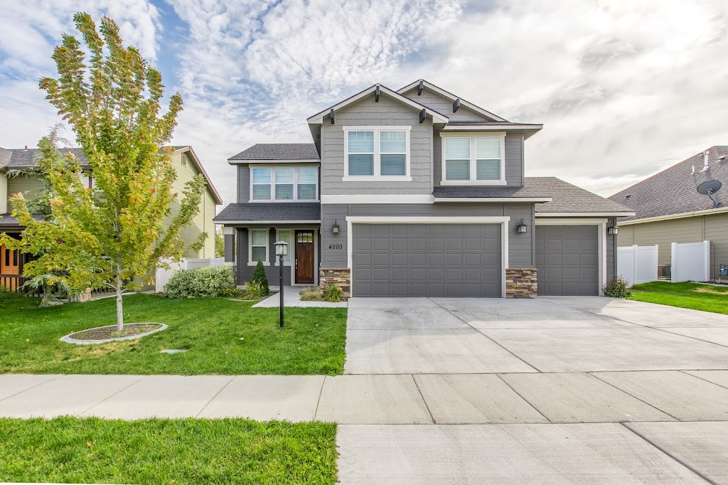 Eagle Creek Realty Group | 1045 Anconca Ave #150, Eagle, ID 83616, USA | Phone: (208) 703-5550