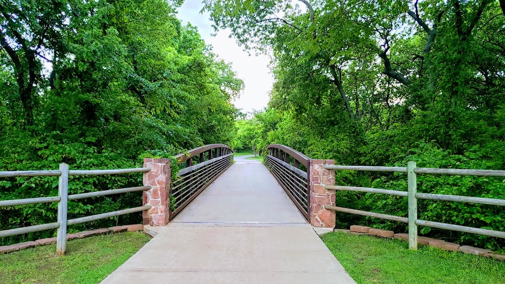 Bluff Creek Park | 11301 N Meridian Ave, Oklahoma City, OK 73120, USA | Phone: (405) 837-7995