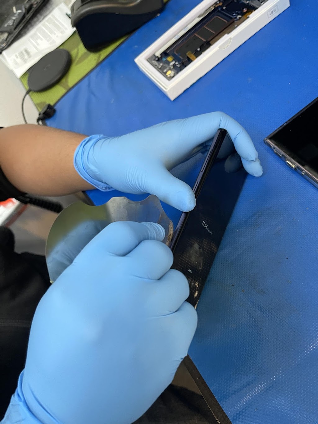 CPR Cell Phone Repair Henderson | 183 N Gibson Rd #170, Henderson, NV 89014, USA | Phone: (702) 527-7473