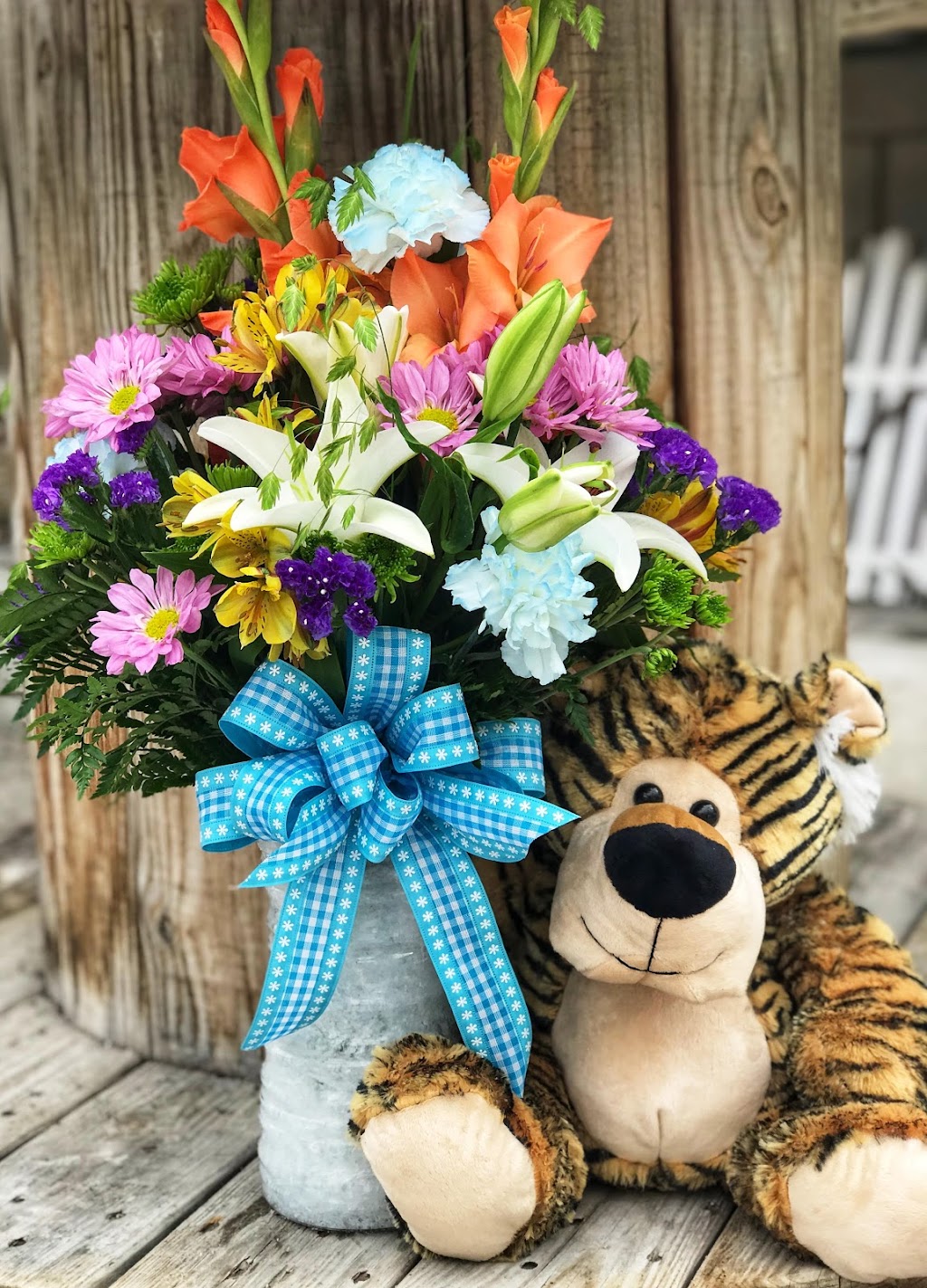 Russells Flowers, Garden Center & Gifts | 9910 OH-269, Bellevue, OH 44811, USA | Phone: (419) 483-5957