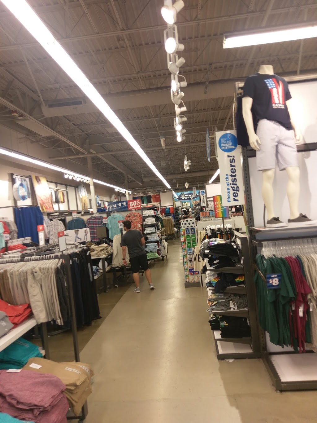 Old Navy Outlet | 1101 Outlet Collection Way Suite #1070, Auburn, WA 98001 | Phone: (253) 804-3470