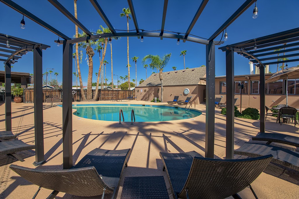 Royal Palm MHC & RV Park | 2050 W Dunlap Ave, Phoenix, AZ 85021, USA | Phone: (602) 943-5833